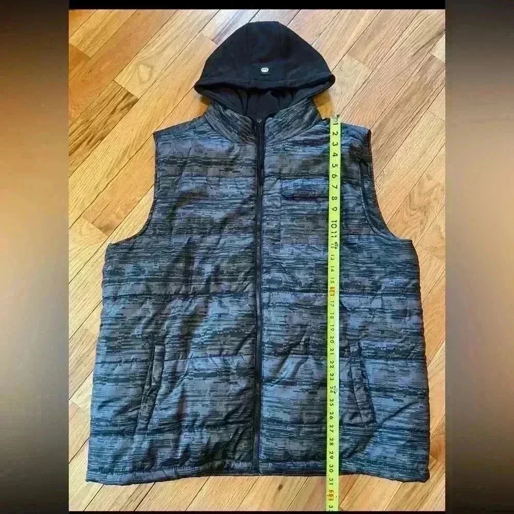 Ecko Unltd Hoodie Puffer Vest Mens Size XXL Zip Closure Pocket Gray Camo Print